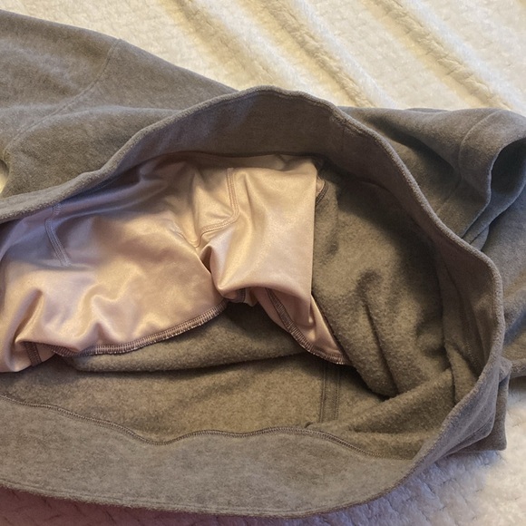 LULULEMON PULLOVER FLEECE WOMENS SZ 12 - Picture 6 of 8